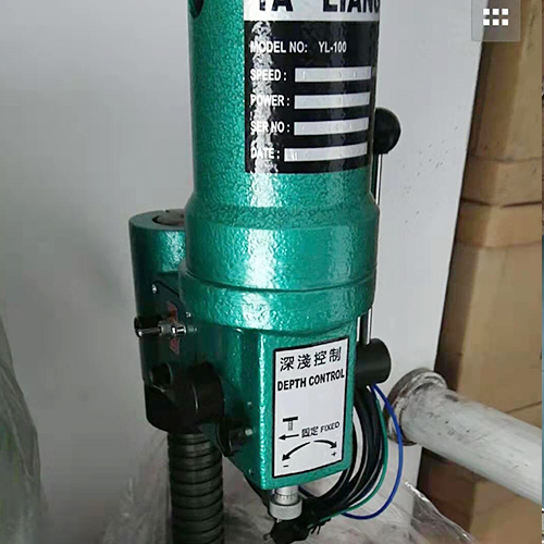 高速精密桌上钻孔机价格